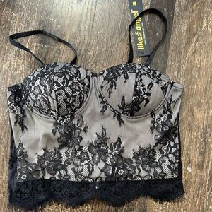 NWT Like an Angel Lacey bralette top w cup insert